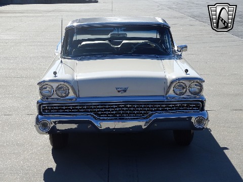 1959 Ford Fairlane 500 image 5