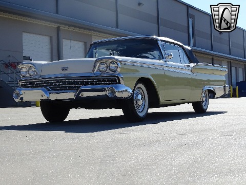 1959 Ford Fairlane 500 image 6