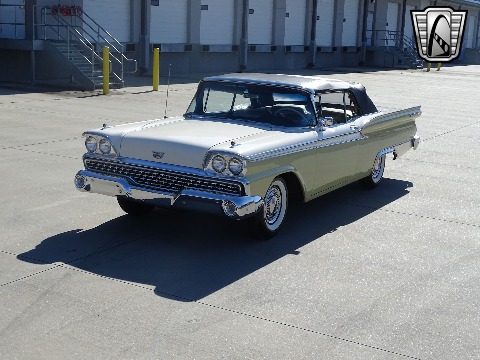 1959 Ford Fairlane 500 image 8