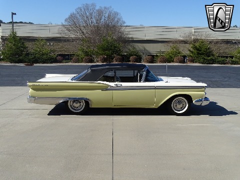 1959 Ford Fairlane 500 image 23