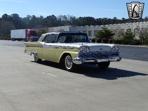 1959 Ford Fairlane 500 image 25