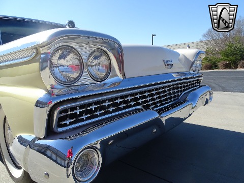 1959 Ford Fairlane 500 image 51