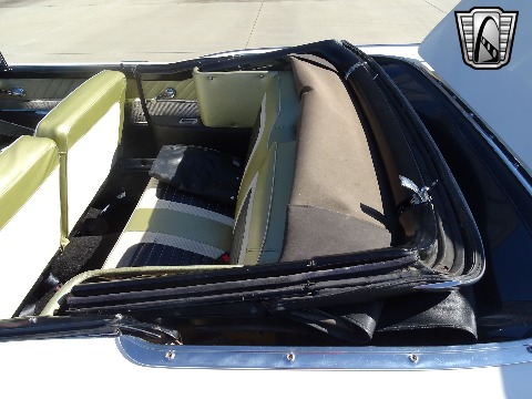 1959 Ford Fairlane 500 image 103