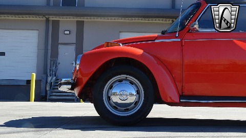 1974 Volkswagen Super Beetle image 30