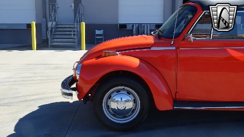 1974 Volkswagen Super Beetle image 31