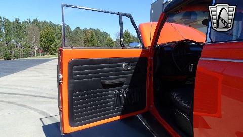 1974 Volkswagen Super Beetle image 83