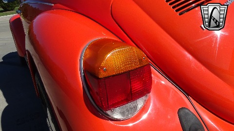 1974 Volkswagen Super Beetle image 59