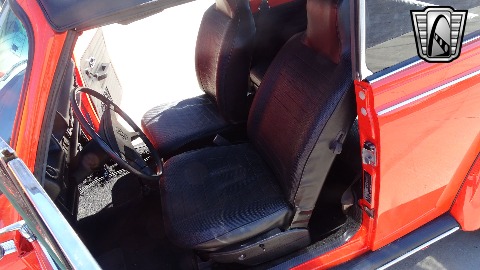 1974 Volkswagen Super Beetle image 86