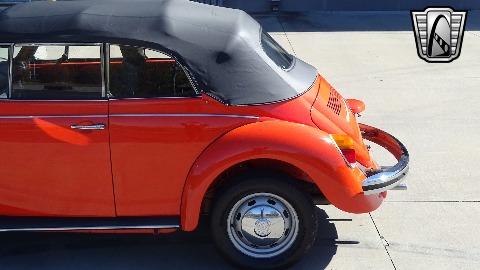 1974 Volkswagen Super Beetle image 38