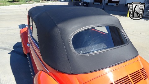 1974 Volkswagen Super Beetle image 65