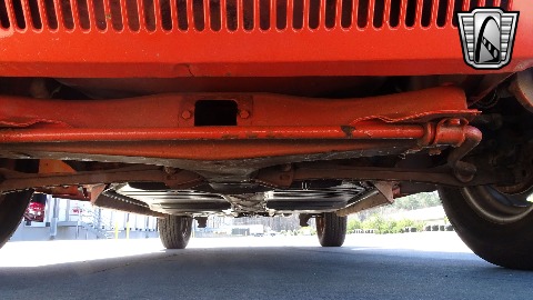 1974 Volkswagen Super Beetle image 101