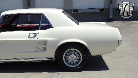 1967 Ford Mustang image 36