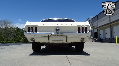 1967 Ford Mustang image 38
