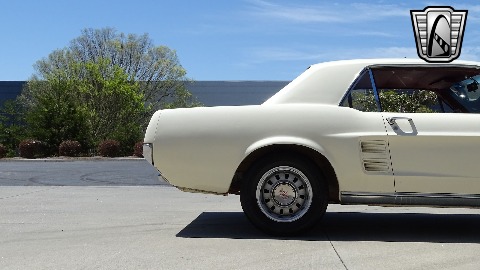 1967 Ford Mustang image 41