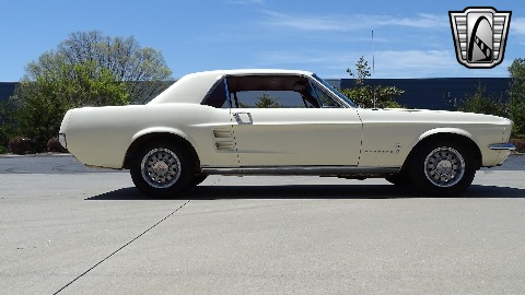 1967 Ford Mustang image 20