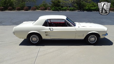 1967 Ford Mustang image 22