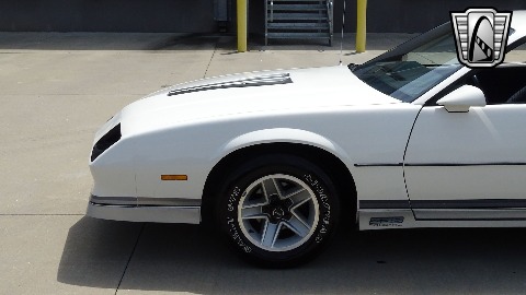 1984 Chevrolet Camaro image 30