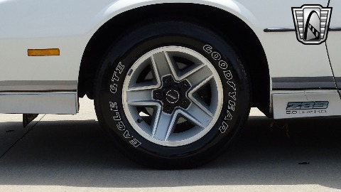 1984 Chevrolet Camaro image 102