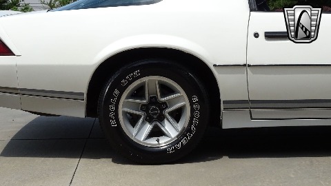 1984 Chevrolet Camaro image 104