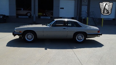 1986 Jaguar XJS image 9