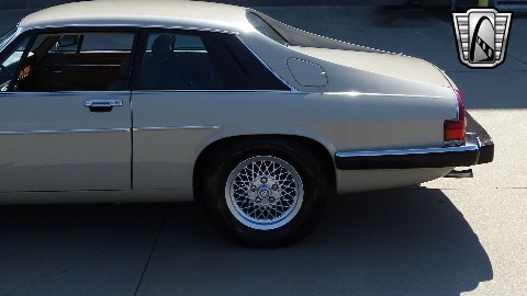1986 Jaguar XJS image 36
