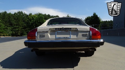 1986 Jaguar XJS image 38