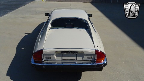 1986 Jaguar XJS image 40