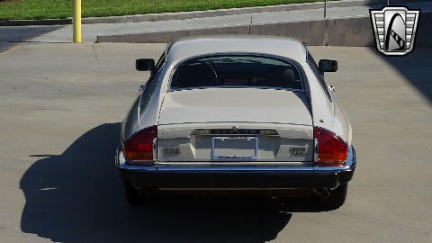 1986 Jaguar XJS image 16