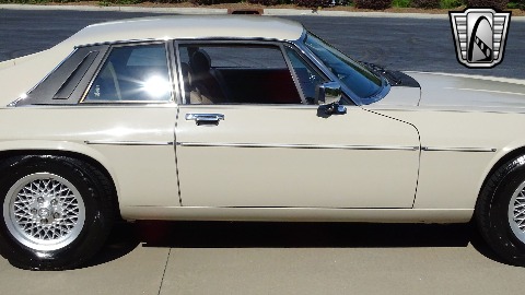 1986 Jaguar XJS image 45