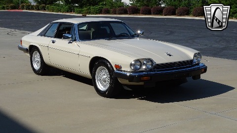 1986 Jaguar XJS image 24