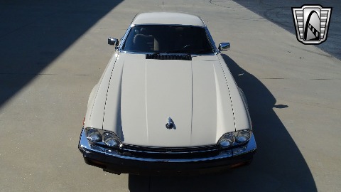 1986 Jaguar XJS image 28