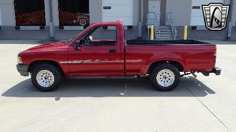 1994 Toyota Pickup image 9
