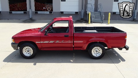 1994 Toyota Pickup image 10