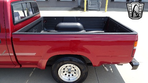 1994 Toyota Pickup image 36