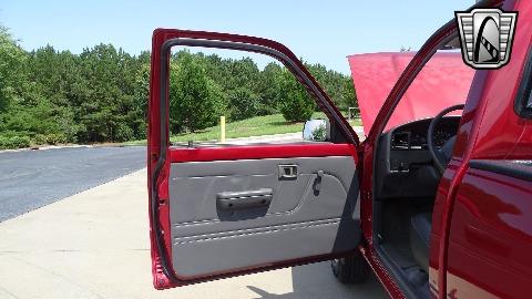 1994 Toyota Pickup image 65