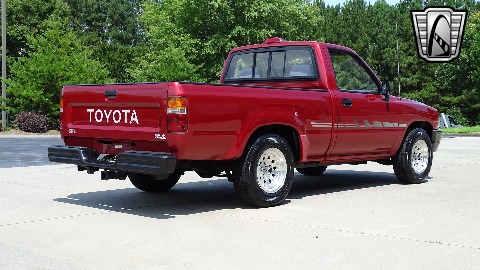 1994 Toyota Pickup image 17