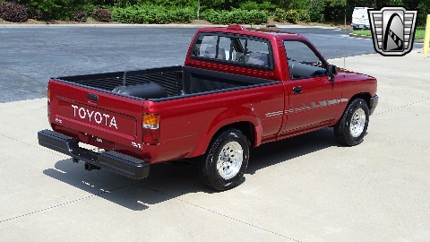 1994 Toyota Pickup image 19