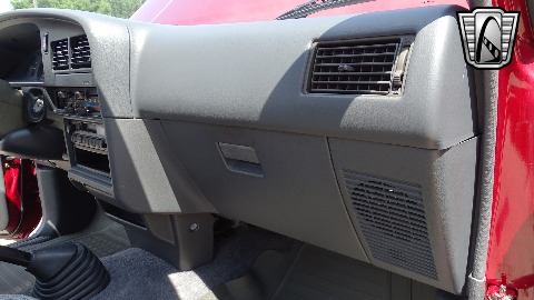 1994 Toyota Pickup image 75