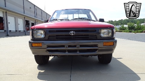 1994 Toyota Pickup image 26