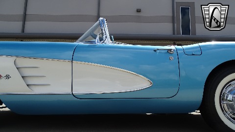 1959 Chevrolet Corvette image 32