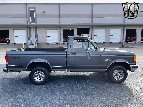 1989 Ford F150 image 30