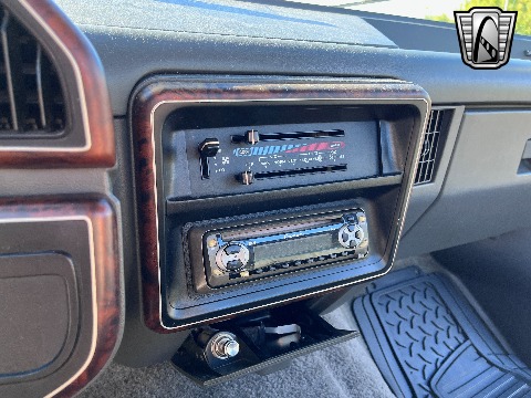1989 Ford F150 image 76