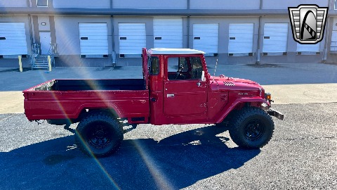 1983 Toyota FJ45 image 8