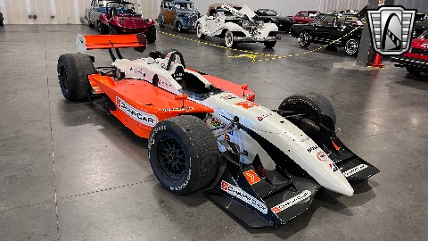 2001 Reynard Race Car image 3