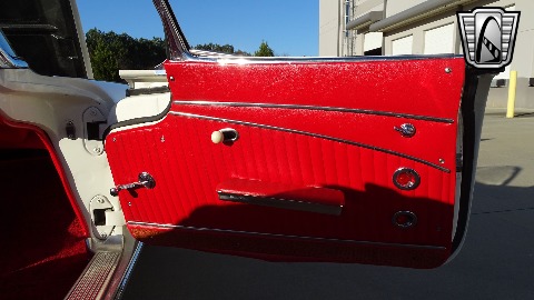 1962 Chevrolet Corvette image 108