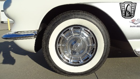 1962 Chevrolet Corvette image 33