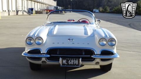 1962 Chevrolet Corvette image 8