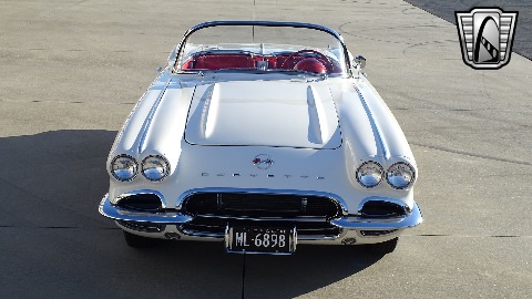 1962 Chevrolet Corvette image 9