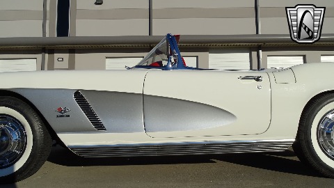 1962 Chevrolet Corvette image 37