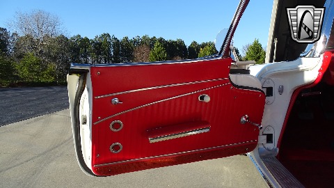 1962 Chevrolet Corvette image 97